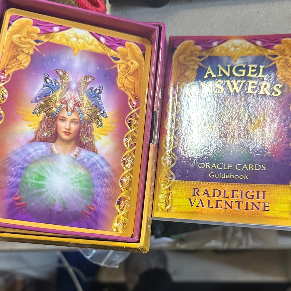 Angel Answers Oracle Cards - Picture 3 of 4